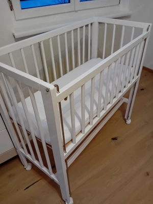 Beistellbett + 2x Matratze