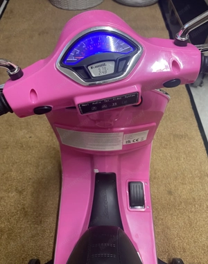 Kindervespa mit 6Volt Akku  Bild 3