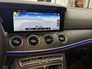 Mercedes-Benz E 220 Bild 16