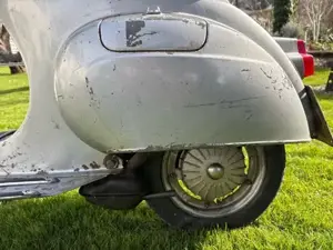 Vespa 125 Primavera  Bild 2