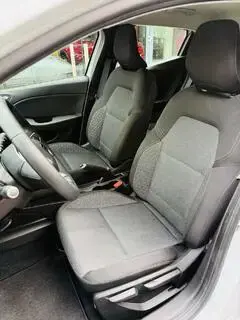 Renault Clio Bild 12