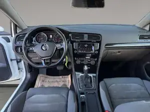 Volkswagen Golf Bild 12