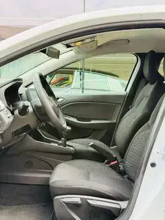 Renault Clio Bild 11