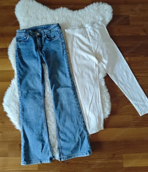 Jeans (flared leg) und Leggings