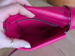 calvin klein kleine crossbody handytasche Bild 3