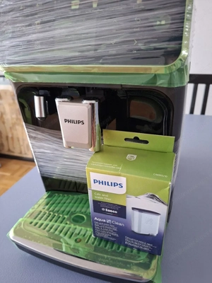 Philips Serie 5500 Kaffeevollautomat Bild 3