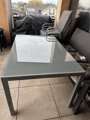 Gartentisch und 6 Stühlen Bild 4