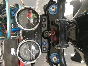 Kawasaki ZRX 1100 Bild 2