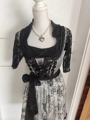 Dirndl.... Bild 2
