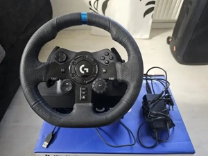 Logitech G923 Rennlenkrad mit Pedalen und Schalter. Guter Zustand  Bild 2