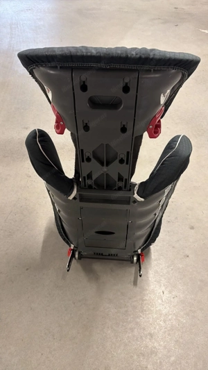 Kindersitz zu verschenken Bild 4