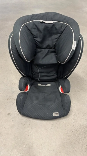 Kindersitz zu verschenken