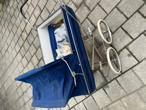 Kinderwagen alt