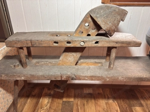 uralter Schneidesel für Dachschindeln aus dem Bestand eines alten Bauernhauses Bild 3