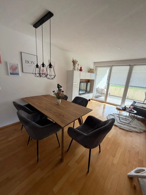 Privatverkauf: Lichtdurchflutete 2-Zimmerwohnung im Herzen von Nofels-Feldkirch Bild 3