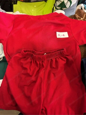 Sommerbekleidung Bild 3