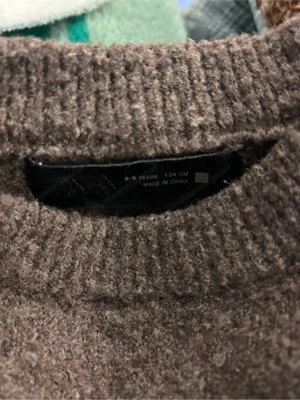 Pullover-Set Kinder gr 134 140 5 Stück Bild 8