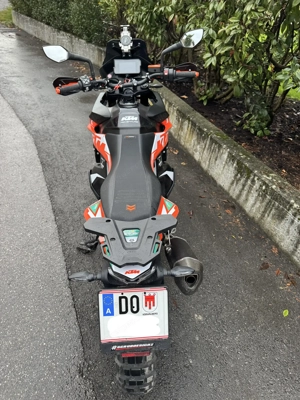 KTM 890 Adventure Bild 2