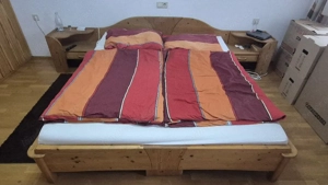 Massivholz Doppelbett 340x210 zu verschenken  Bild 2