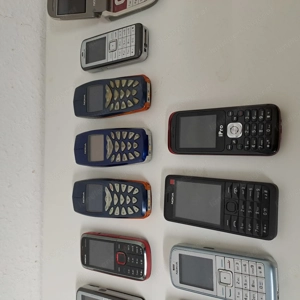 Verkaufe Alte Handys für Sammler Bild 4
