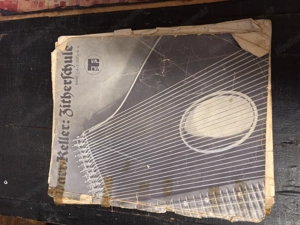 Musikinstrument - alte Konzertzither inkl. Koffer und Notenheft Bild 2