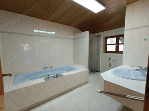 Charmante 3-Zimmer-Wohnung mit Kachelofen & Garten in ruhiger Sackgasse Bild 8