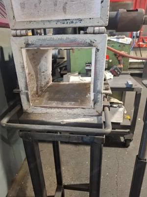 Gasschmiedeofen Bild 3