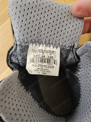 Hausschuhe von Giesswein, Keen Sandalen, Lowa Wanderschuhe für Kinder Bild 5