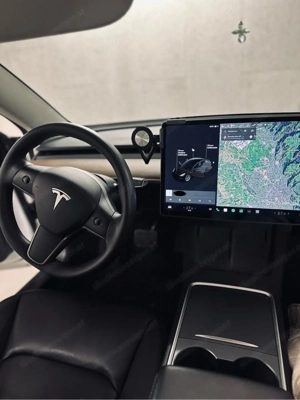 Tesla Model 3 Long Range Bild 6