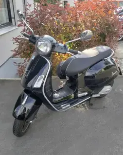 Vespa GTS 125 Super Bild 3