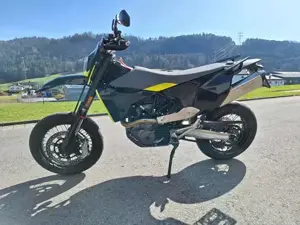 Husqvarna Supermoto 701
