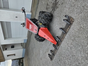 Aebi HC 44 Hydro Motormäher Bild 3