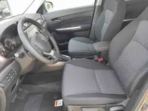 Suzuki Vitara 1.4 Mild-Hybrid Comfort+ 4x2 AT 4x4 GL+ LED*SHZ... Bild 10