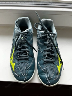 Handballschuhe Grösse 34 (eng geschnitten) Bild 2