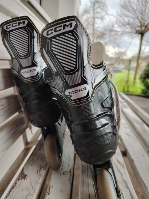 Inline Hockey (Rollerblades, Inlineskates)  Bild 3