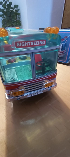 Spielzeug - alter Blechbus Bild 2