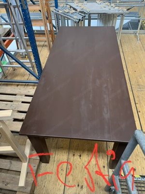 Großer Tisch aus amerikanischer Nuss Bild 4