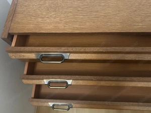 Kommode Eiche dunkel - 100 cm breit - sehr stabil - passende Nachtkästchen verfügbar Bild 3