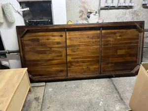 Großer Tisch aus amerikanischer Nuss Bild 7