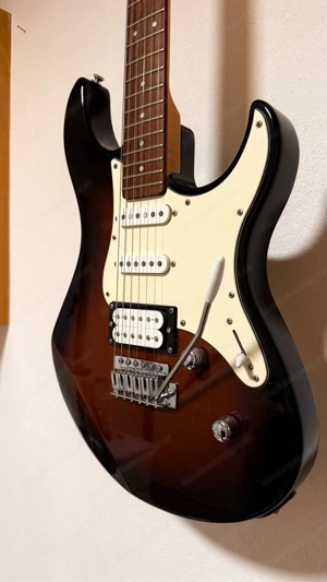 Yamaha Pacifica 112V OVS RL Bild 4