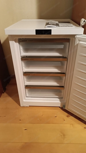 Liebherr Gefrierschrank FE1404 Bild 2