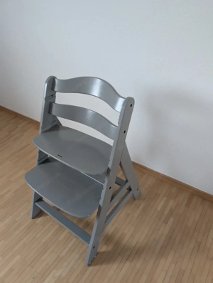Mitwachsender Hochstuhl Bild 2