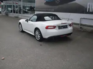 Fiat 124 Spider Bild 5
