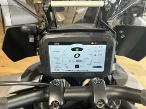 Harley Davidson Pan America 1250 Special inkl. originalem Quickshifter Bild 7