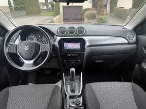 Suzuki Vitara Bild 8