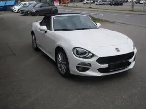 Fiat 124 Spider