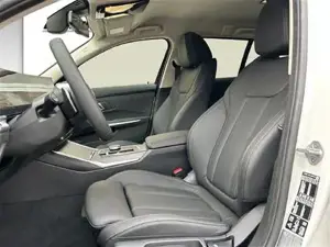 BMW 320d xDrive Touring G21 B47 Head-Up DAB RFK Shz Bild 6