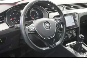 VW Passat Bild 7