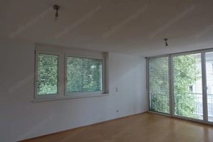 Zentrale Stadtwohnung mit Tiefgarage  Bild 9