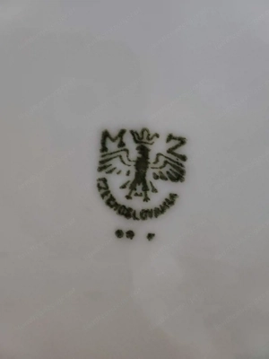 verschiedene Teller  Bild 3